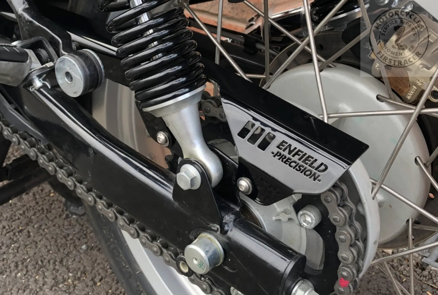 Carter de Chaîne "Enfield Precision" en Acier Inoxydable 650 Interceptor // 650 Continental GT Firstracer