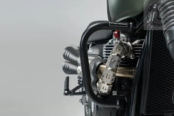 Crashbar Noir Street Scrambler/ Bonnevile Bobber Firstracer