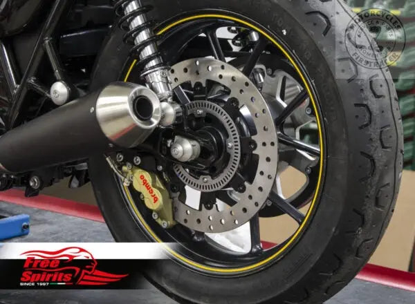 KIT FREIN ARRIERE BREMBO 4 PISTONS POUR TRIUMPH STREET TWIN & STREET CUP Firstracer