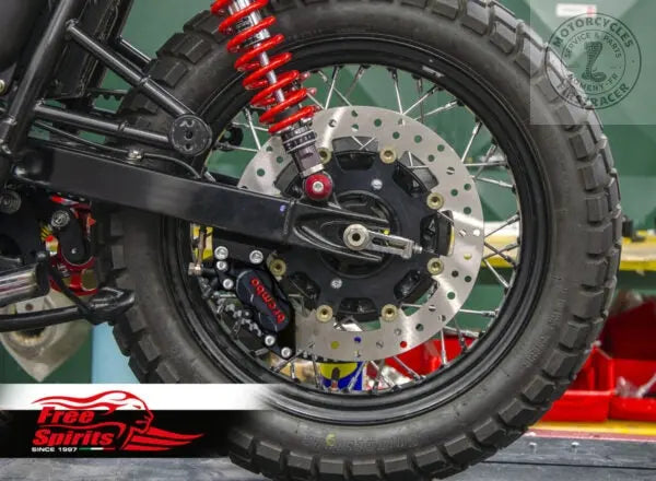 KIT FREIN ARRIÈRE BREMBO 4 PISTONS POUR TRIUMPH CLASSICCODE 305303 KIT Firstracer