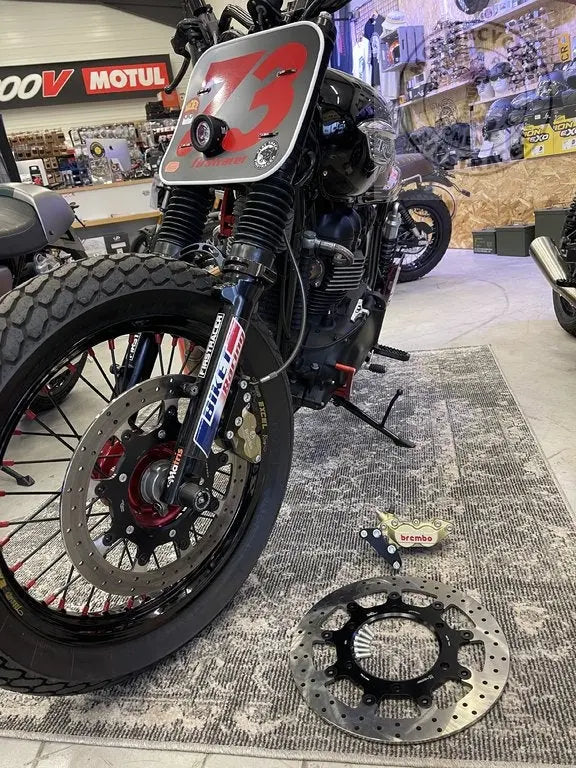 KIT FREINAGE 4 PISTONS BREMBO POUR TRIUMPH Bonneville et Scrambler jusque 2015 Firstracer