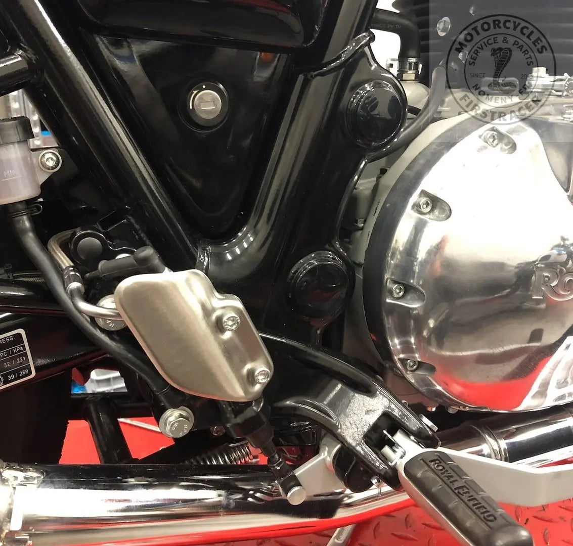 Kit de modification de positions des cales-pieds Interceptor 650 Firstracer