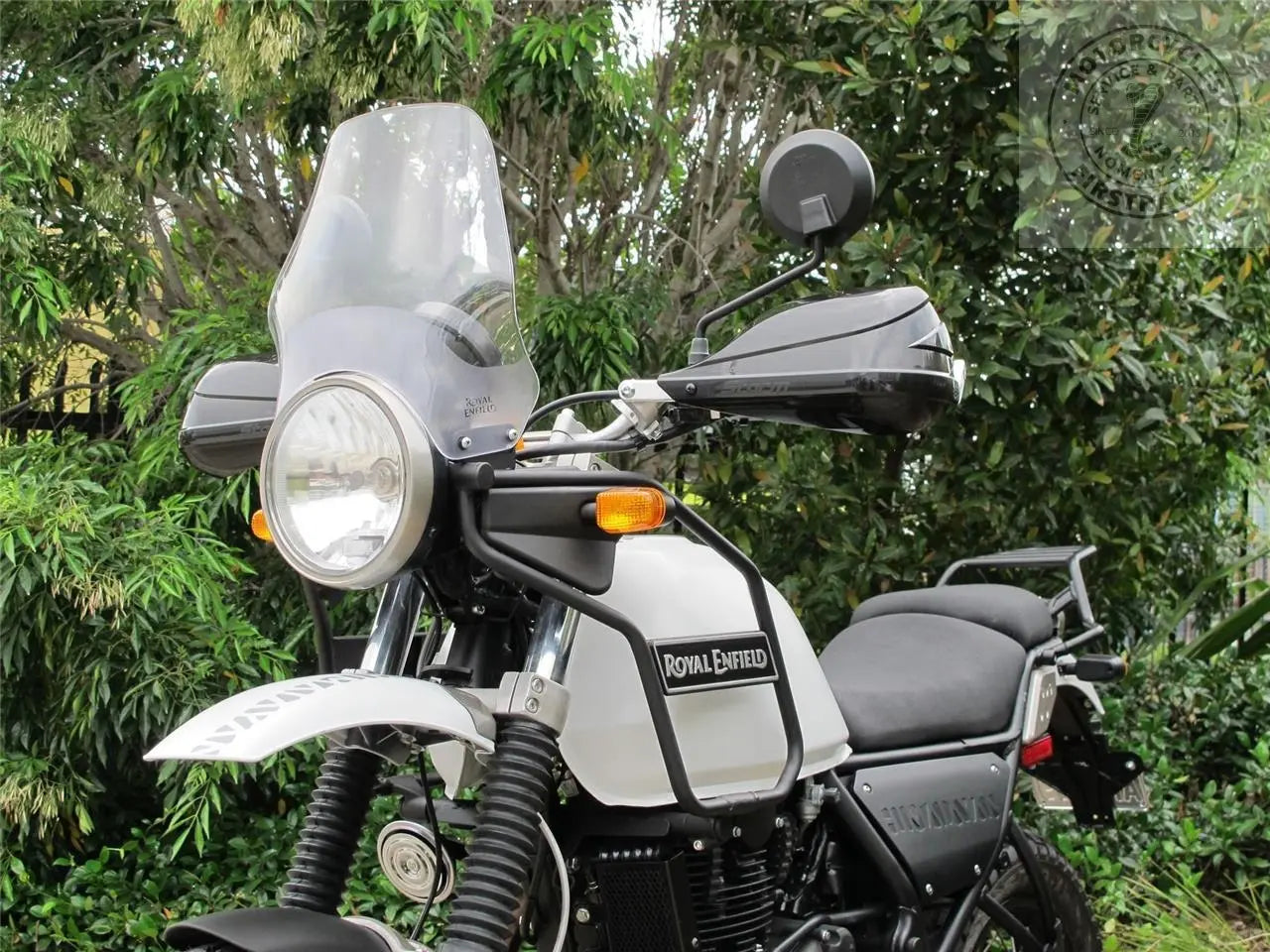 Kit protège mains Barkbuster blanc ou Noir Royal Enfield Himalayan 411 Firstracer