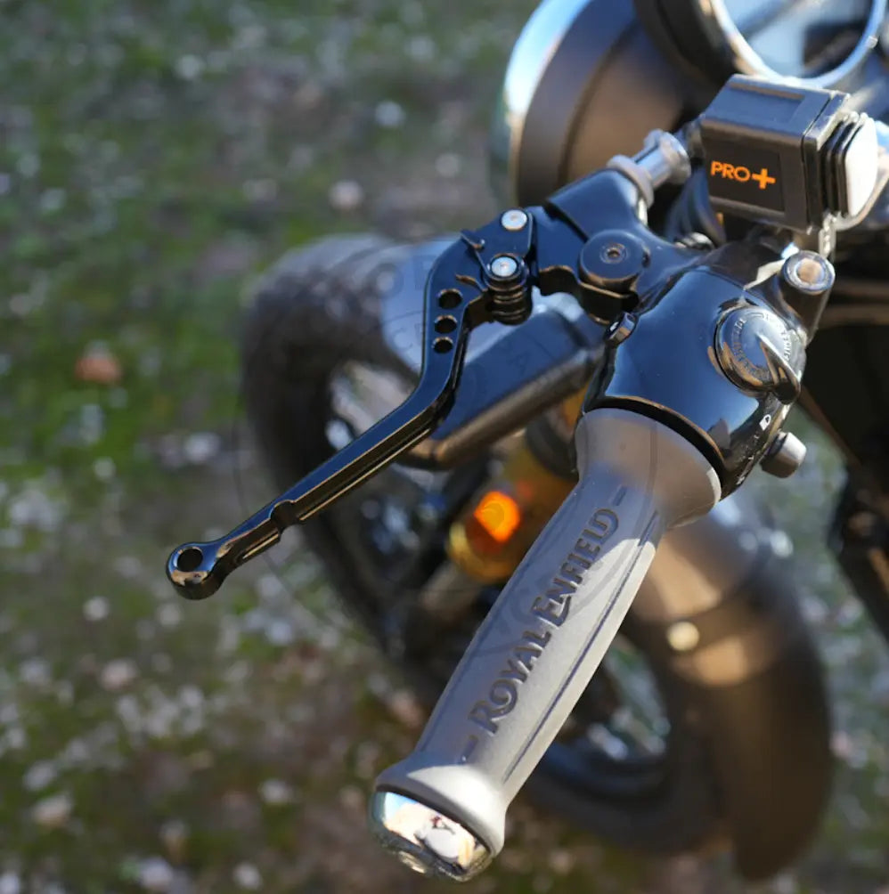 LEVIERS RÉGLABLES (PAIRE) NOIRS – BEAR 650 Firstracer