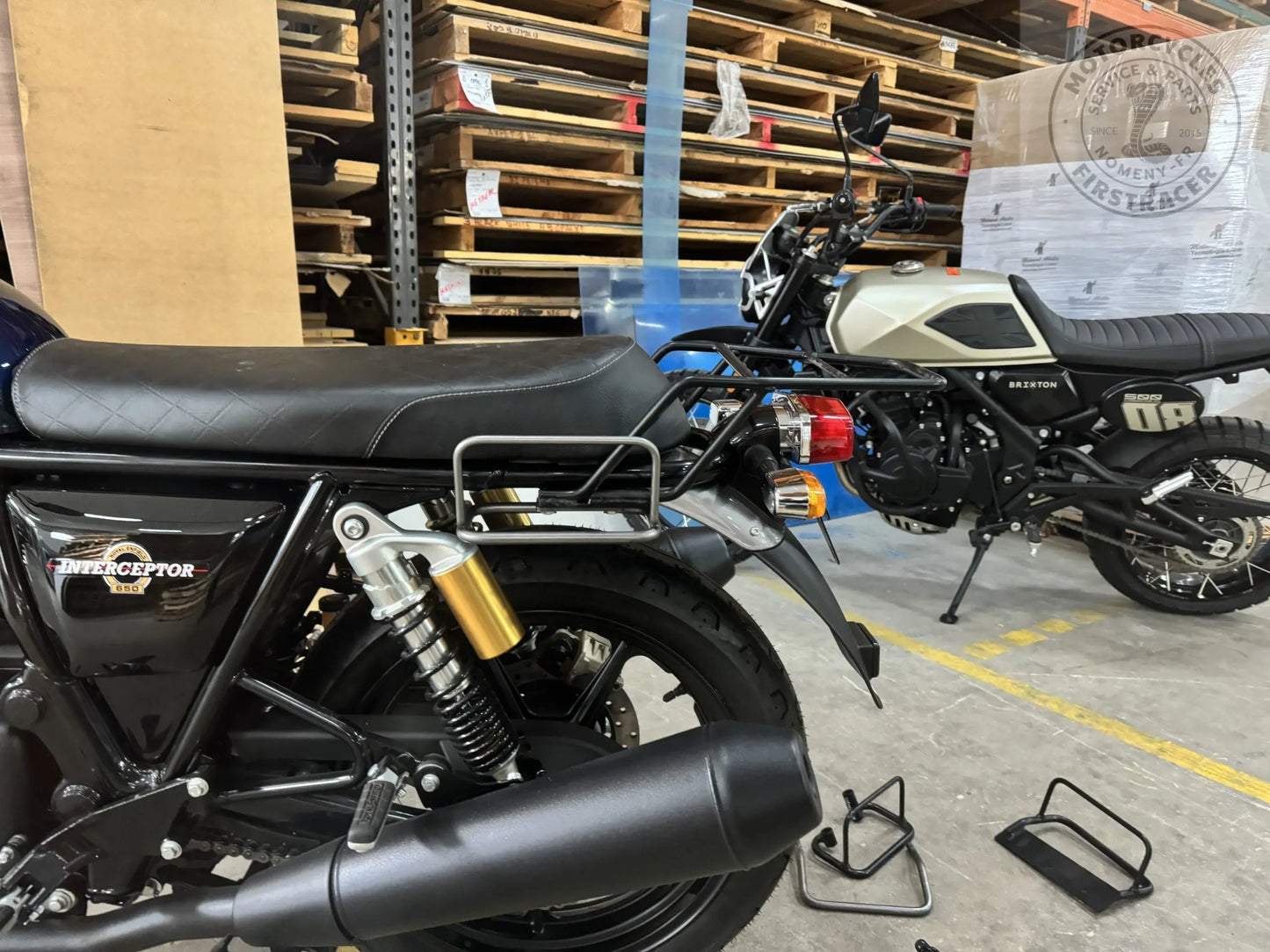 Porte-bagages noir Royal Enfield 650 – Noir satiné Firstracer