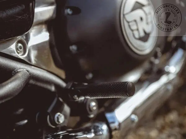 Repose-pieds passager aluminium Royal Enfield Super Meteor 650 Firstracer