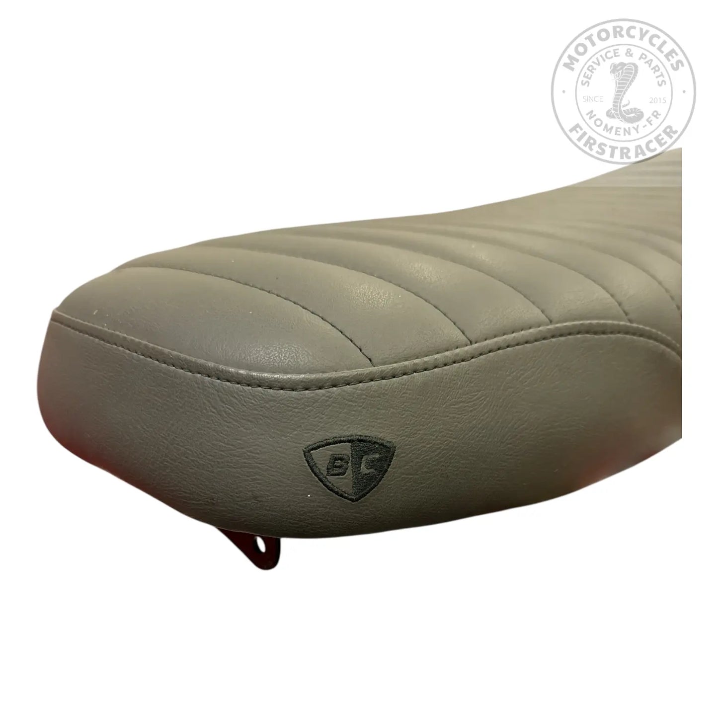 Selle British Confort Customs USA – Triumph Bonneville, Thruxton, Scrambler (jusqu’à 2015) – Gris / Noir Firstracer