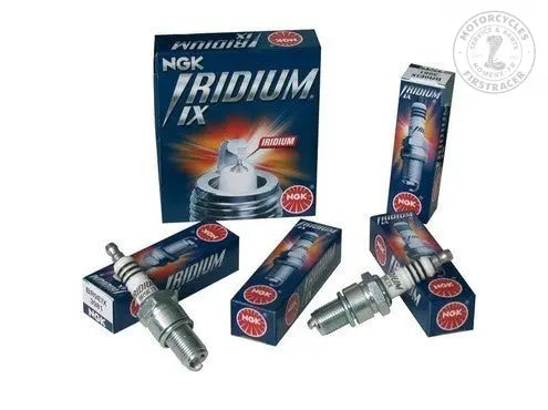 Bougie NGK Iridium DPR8EIX-9 Triumph Firstracer