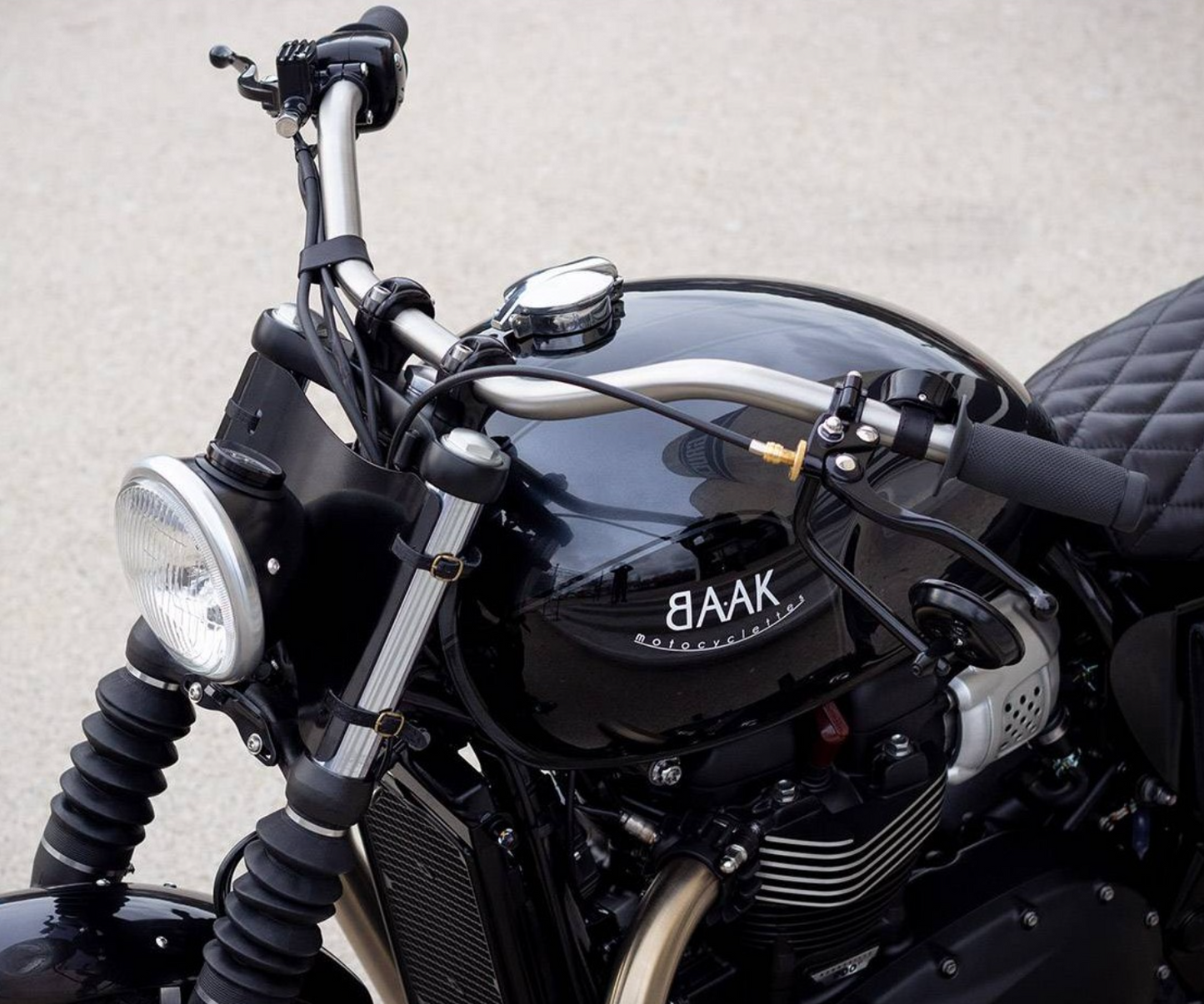 Rétroviseur moto rond BAAK