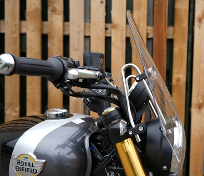 BULLE TOURING TRANSPARENTE AVEC KIT DE FIXATION – BEAR 650