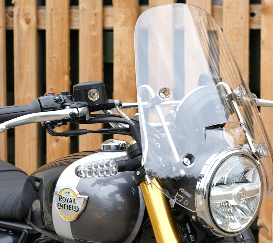 BULLE TOURING TRANSPARENTE AVEC KIT DE FIXATION – BEAR 650