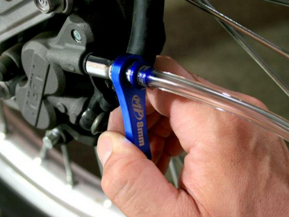 Mini purgeur de frein MOTION PRO 8 mm avec clapet anti-retour et durite intégrée