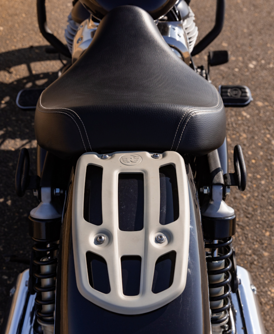 Kit selle solo et finition monoplace – Royal Enfield Super Meteor 650 Firstracer