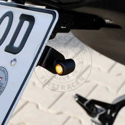 Feu arrière / clignotant LED HIGHSIDER pro Nova 3-en-1 homologué – la paire Firstracer
