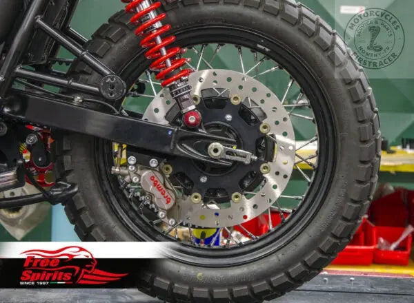 KIT FREIN ARRIÈRE BREMBO 4 PISTONS POUR TRIUMPH CLASSICCODE 305303 KIT Firstracer