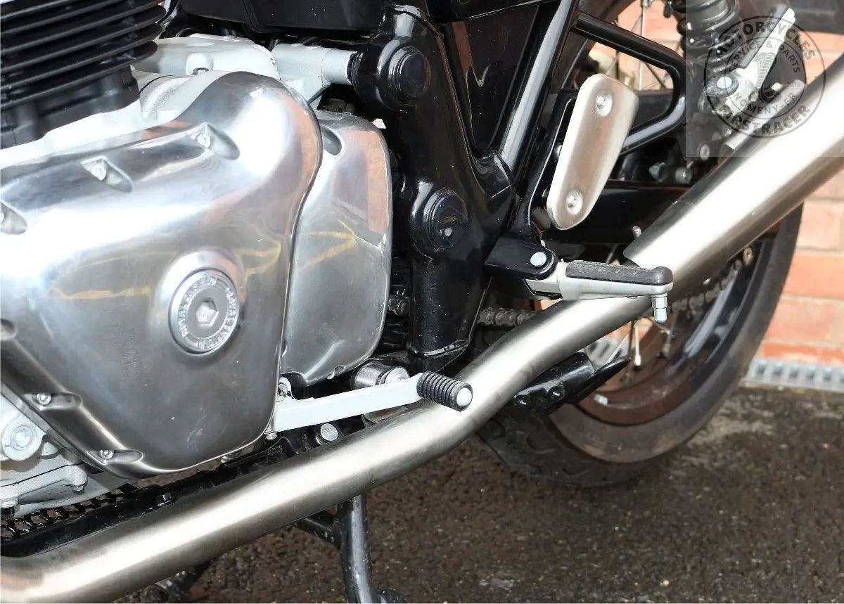 Kit conversion repose pied style Continental GT pour 650 Interceptor Firstracer
