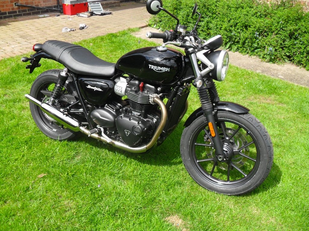 Silencieux Norman Hyde TOGA classiques 900 street twin à partir 2016