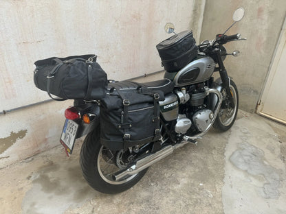 Porte-bagage noir satiné Poderosa – Triumph Bonneville / T100 / T120 Firstracer