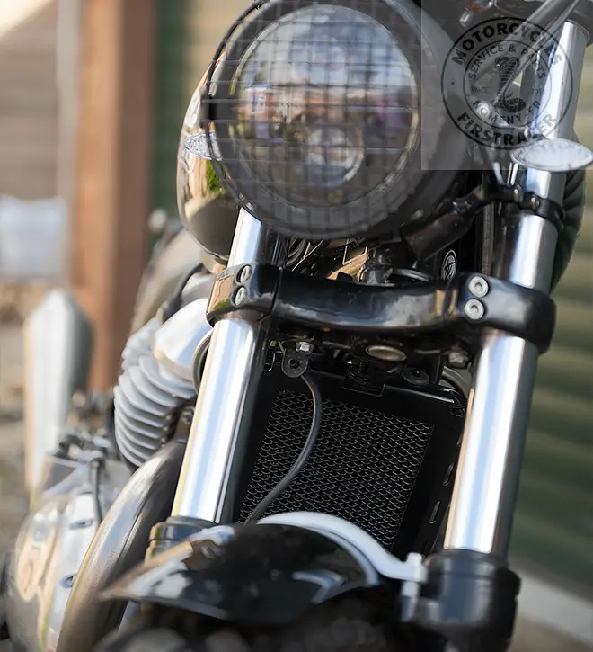 Protection de radiateur en aluminium Royal Enfield twins 650 Firstracer