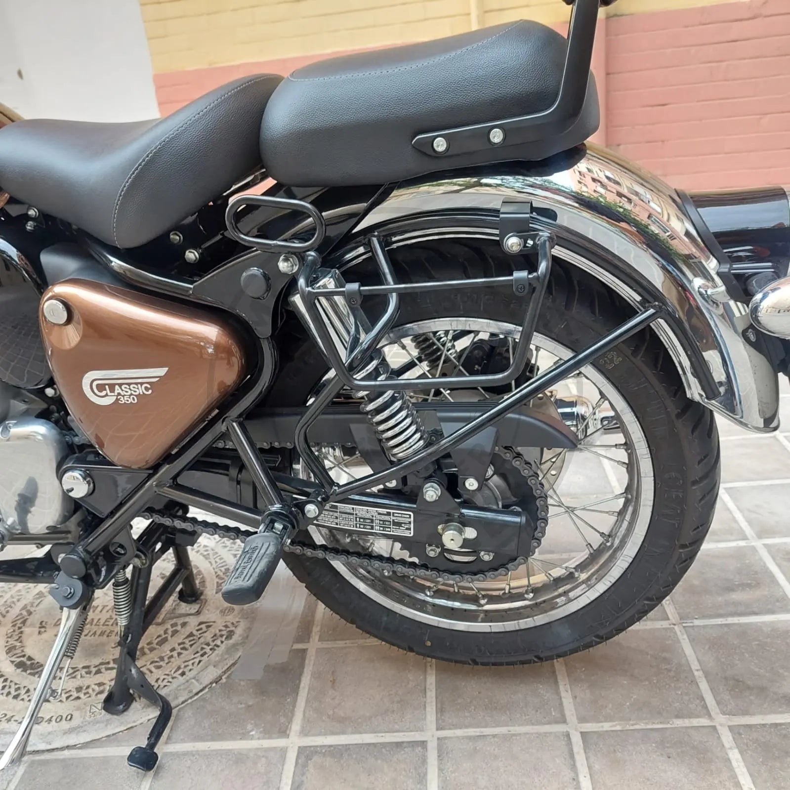 Support de sacoche Royal Enfield Classic 350 – Noir satiné Firstracer