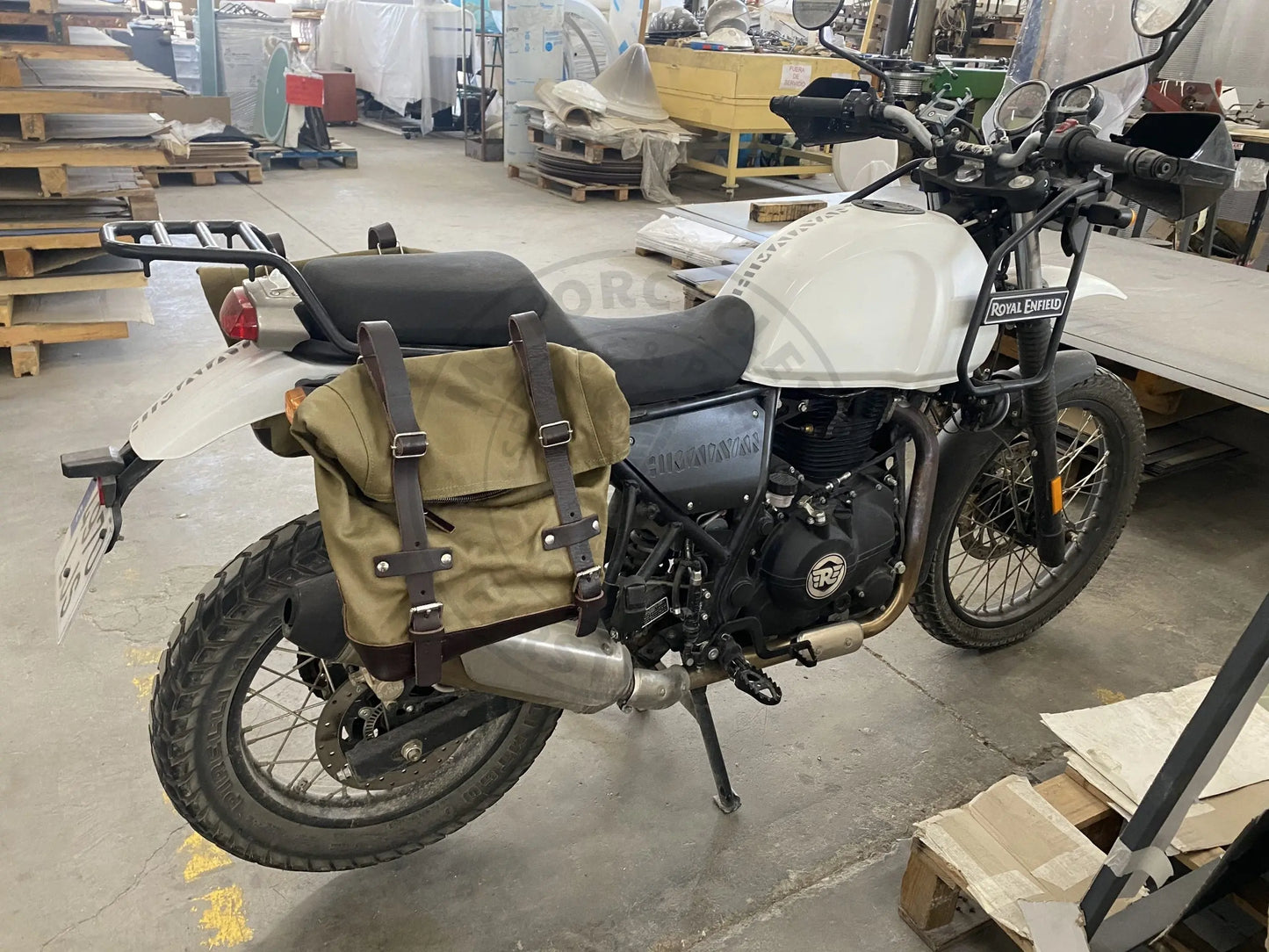 Support de sacoche Royal Enfield Himalayan – Noir satiné Firstracer