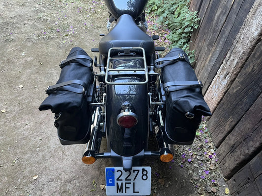 Support de sacoches noir satiné Poderosa – Royal Enfield Super Meteor 650 Firstracer