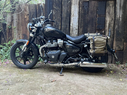 Support de sacoches noir satiné Poderosa – Royal Enfield Super Meteor 650 Firstracer