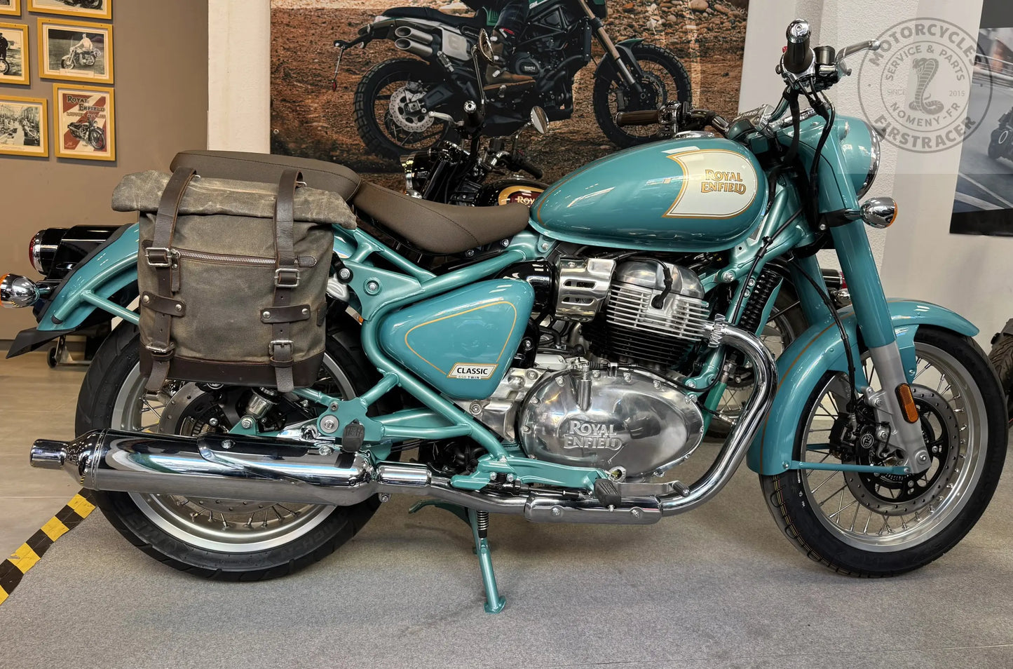 Supports de sacoches latérales Royal Enfield Classic 650 – Noir satiné Firstracer