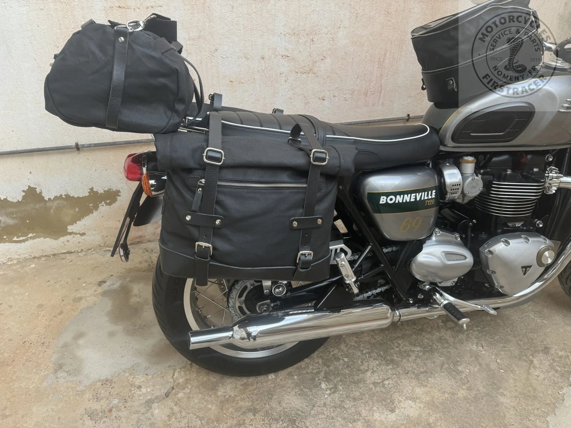 Supports de sacoches noir satiné Poderosa – Triumph Bonneville T120 (gauche + droite) Firstracer