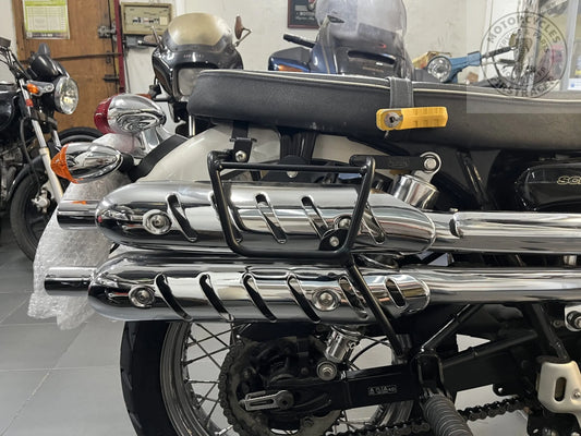 Supports de sacoches noir satiné Poderosa – Triumph Scrambler 900 (jusqu’à 2015) – Gauche + Droite Firstracer