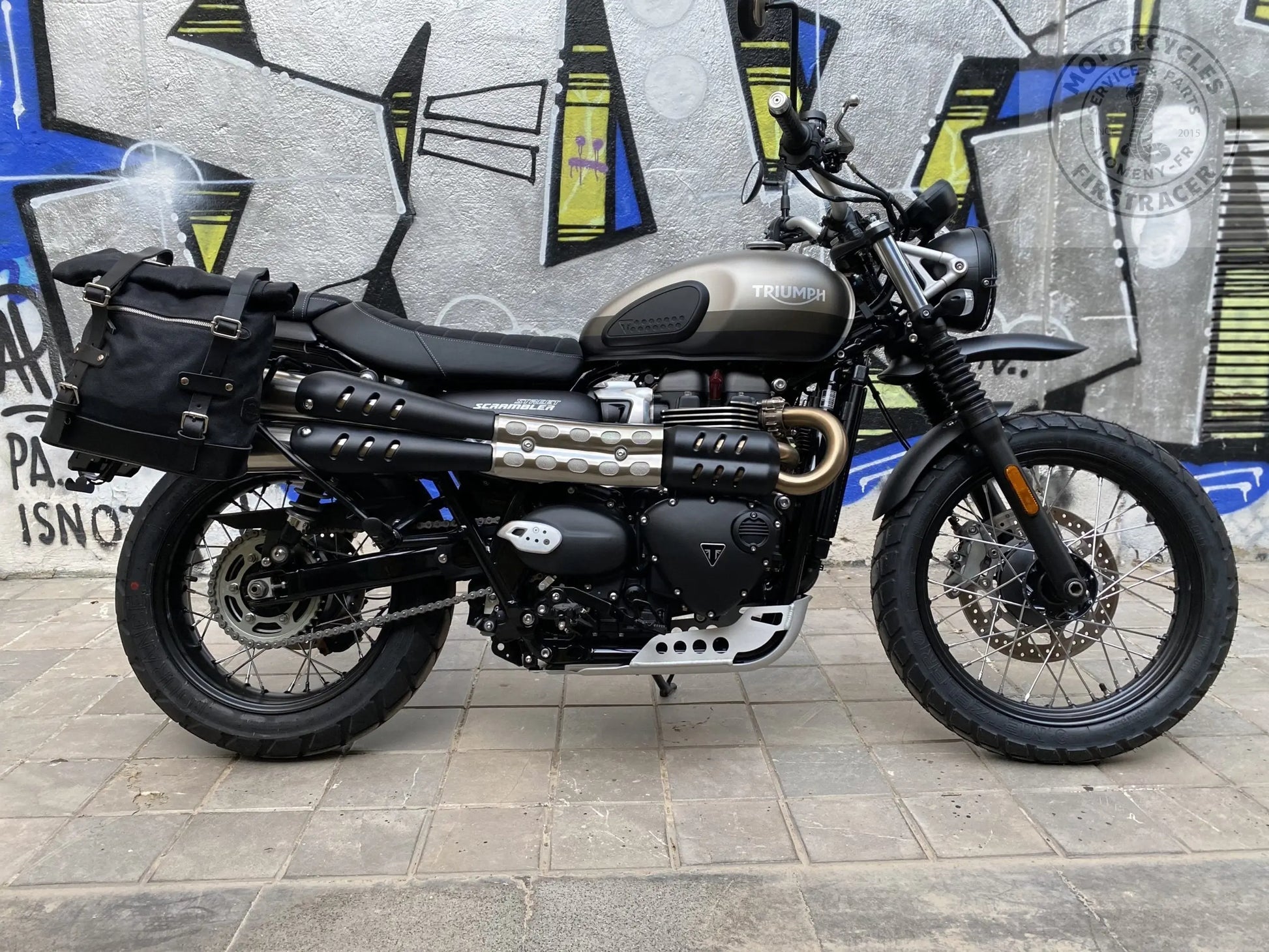 Supports de sacoches noir satiné Poderosa – Triumph Street Scrambler 900 / Scrambler 900 (gauche + droite) Firstracer