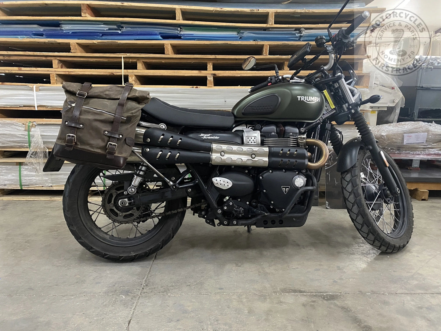 Supports de sacoches noir satiné Poderosa – Triumph Street Scrambler 900 / Scrambler 900 (gauche + droite) Firstracer