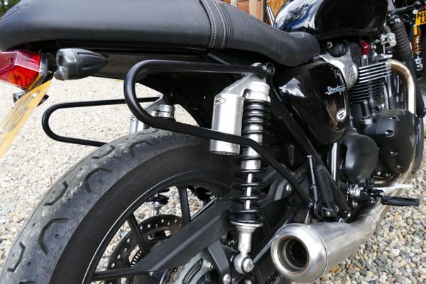 Pannier Rails / Saddle Bag Bars in Black or Chrome – Triumph Water-Cooled Models